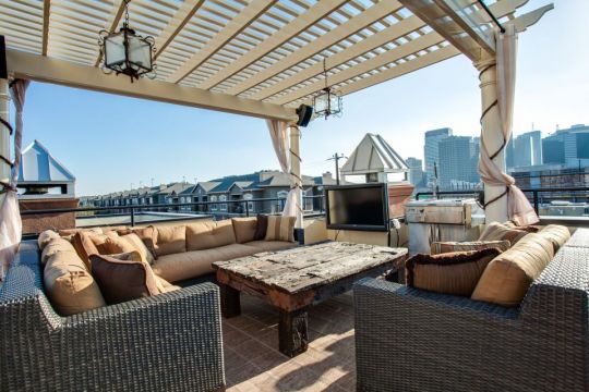 1_urbanrooftopoutdoor-remodel-dfwimproved03