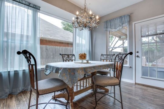 kitchenfamilyroom-remodel-dfwimproved10