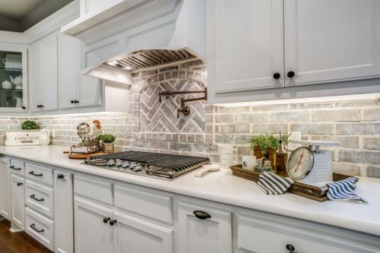 kitchenandlaundryroom-remodel-dfwimproved01