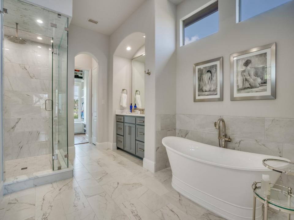 DFW Improved - Top 10 Bathroom Remdeling Trends