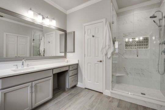 transitionalmasterbathroom-remodel-dfwimproved05