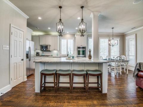 eat in kitchen remodel