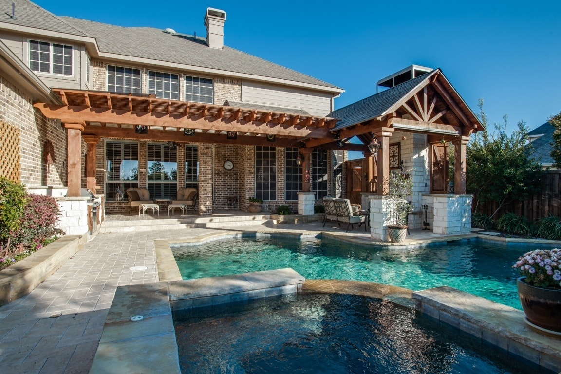 Featured image for “Luxury Outdoor Living in Allen”