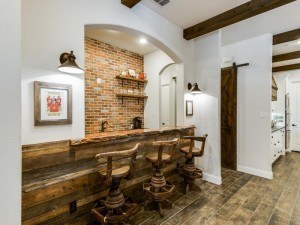 custom home rustic bar