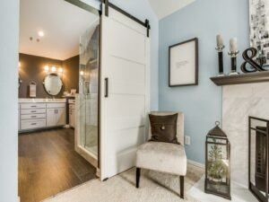 small spaces - barn door in bathroom doorway