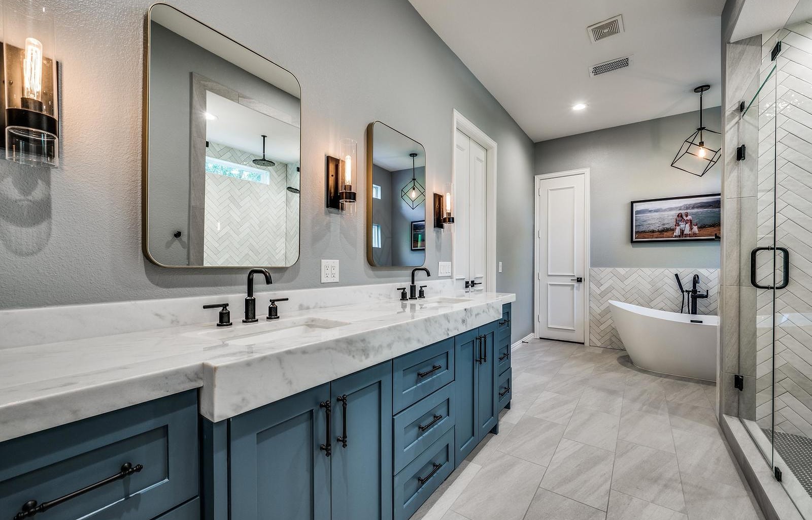 Bathroom Design by DFW Improved in McKinney TX