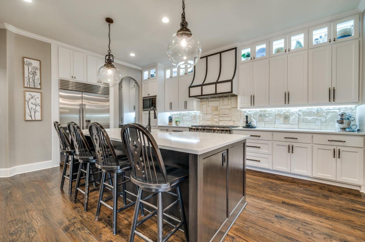 Kitchen Remodel by DFW Improved in Farmers Branch TX