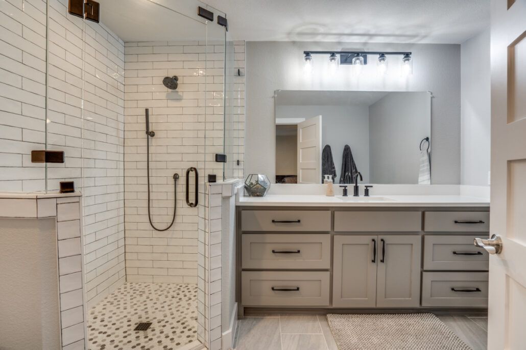 How Much Does It Cost to Remodel a Bathroom? | DFW Improved