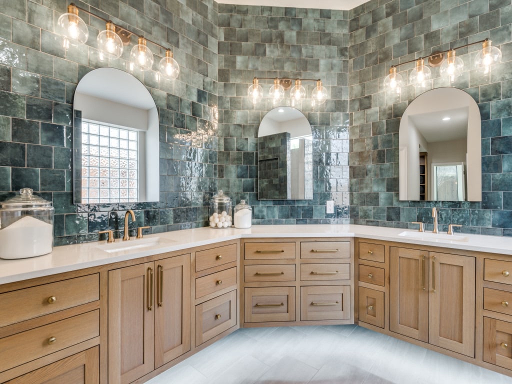 Blend function and luxury in bathroom remodel