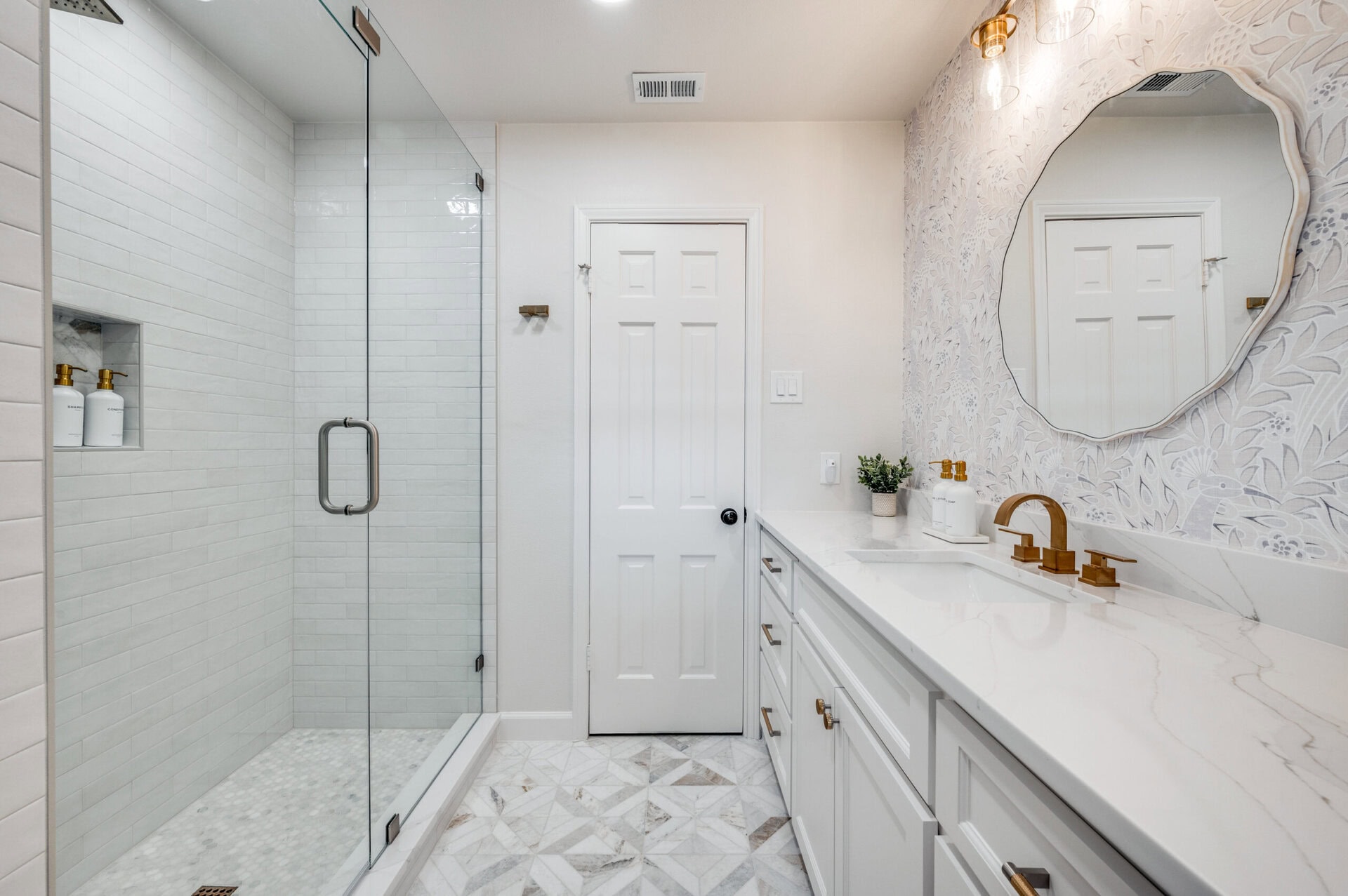 Featured image for “Bathroom Remodel in Garland, Texas”
