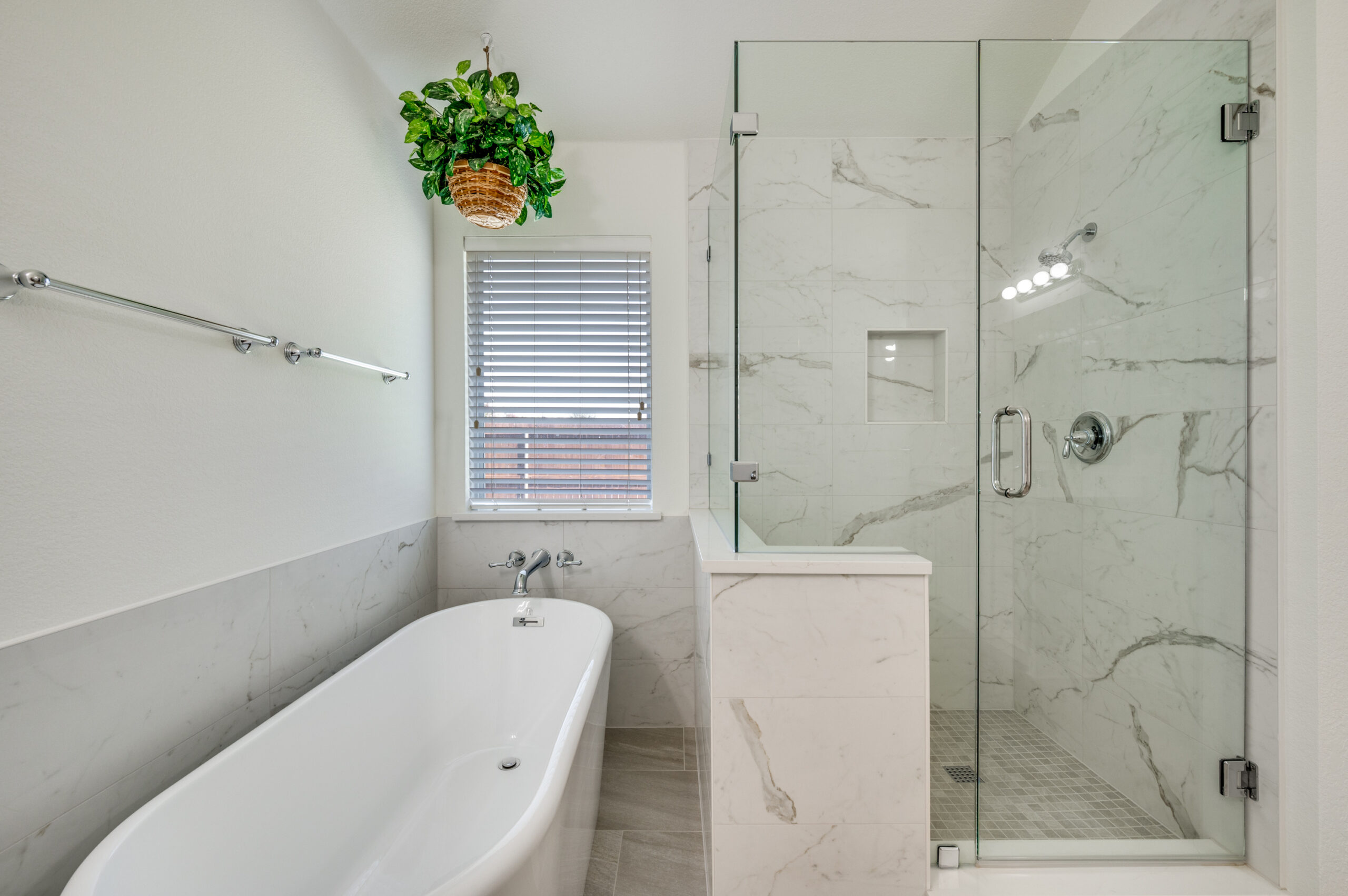 Featured image for “Bathroom Remodels in Allen, Texas”